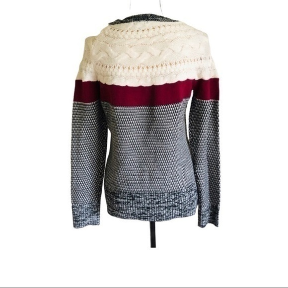 I Heart Ronson Sweater - Picture 5 of 10